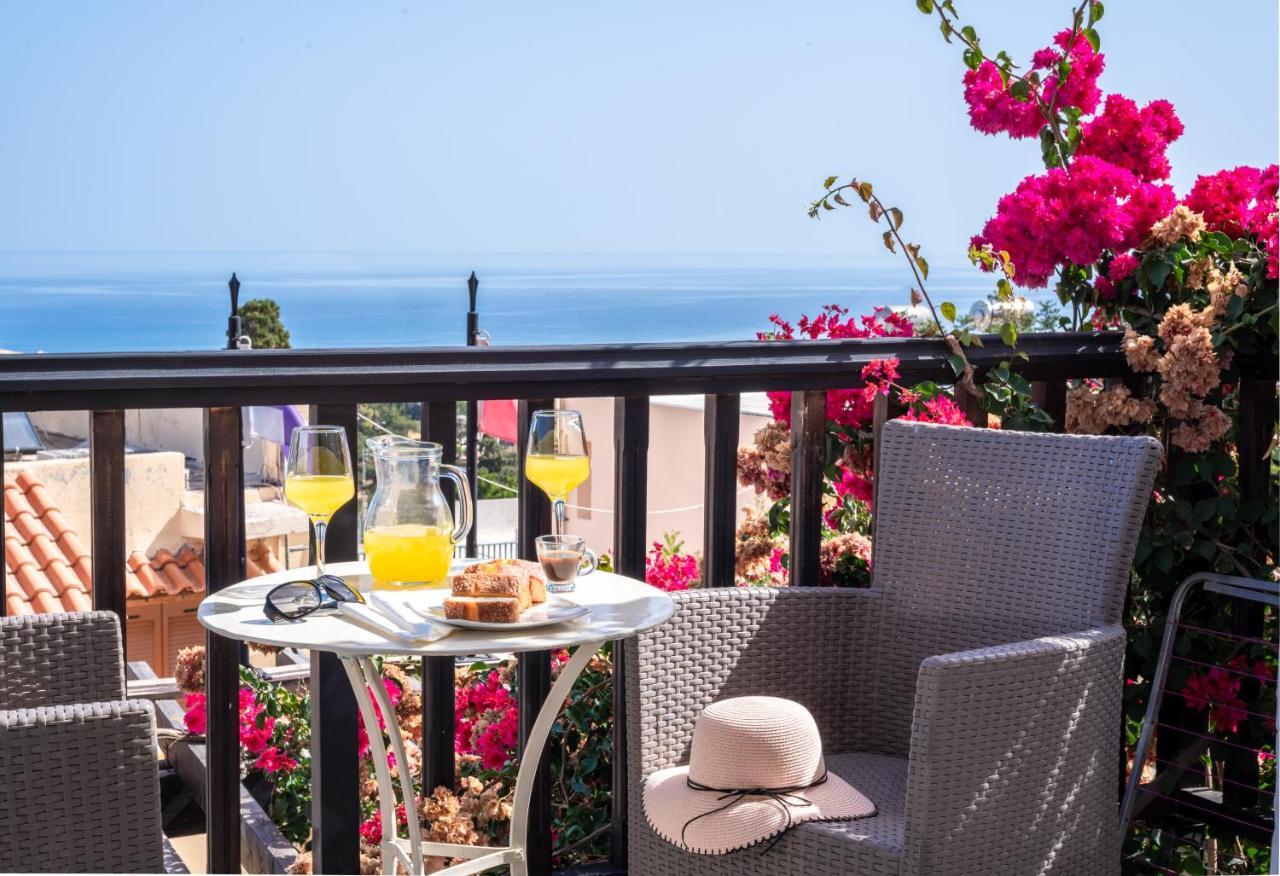 Korifi Suites Adults Only Hersonissos  Exteriör bild